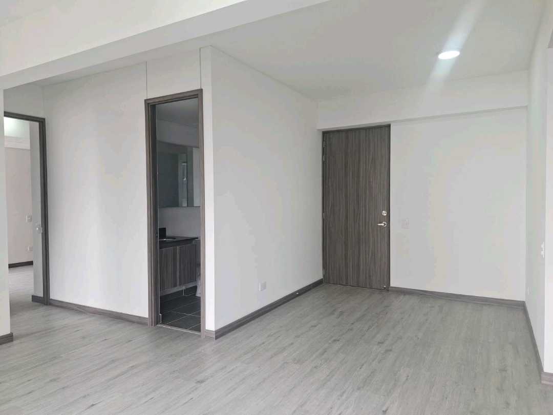 Apartamento en arriendo Palmas vista a la ciudad PC
