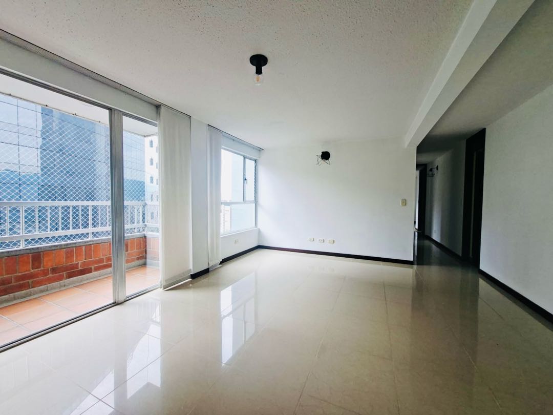 Apartamento en arriendo Poblado Loma de San Julian