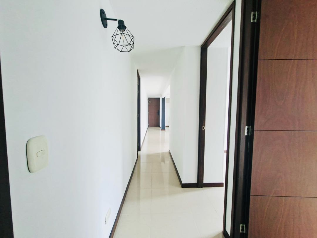 Apartamento en arriendo Poblado Loma de San Julian