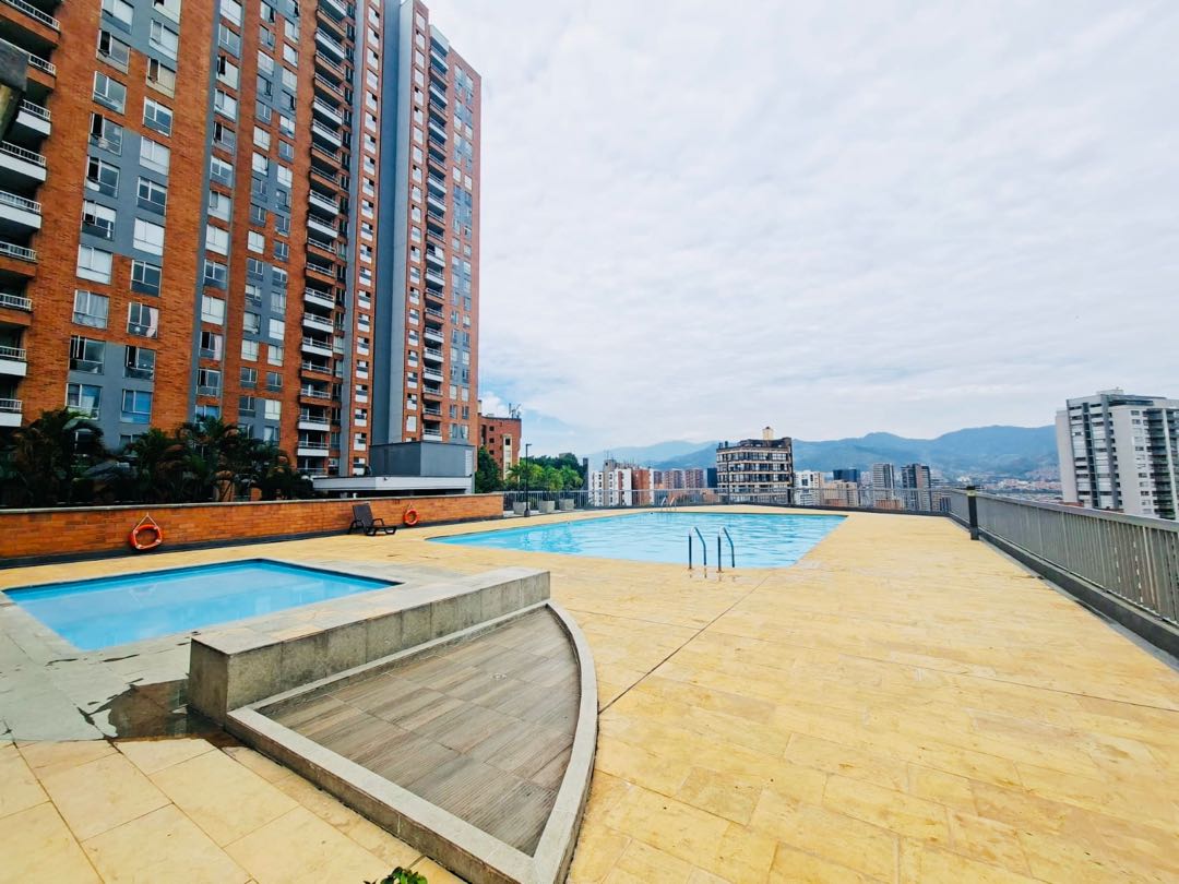 Apartamento en arriendo Poblado Loma de San Julian