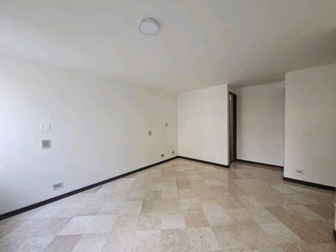 Apartamento en arriendo Poblado cerca a Provenza y a la inferior PM3