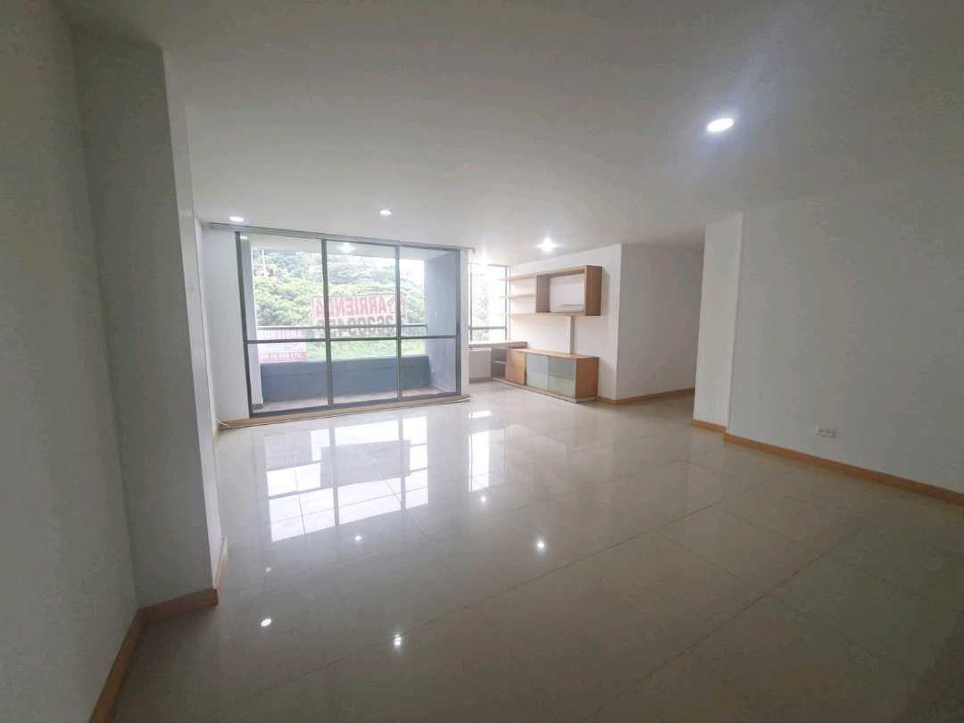 Apartamento en arriendo Poblado VC9