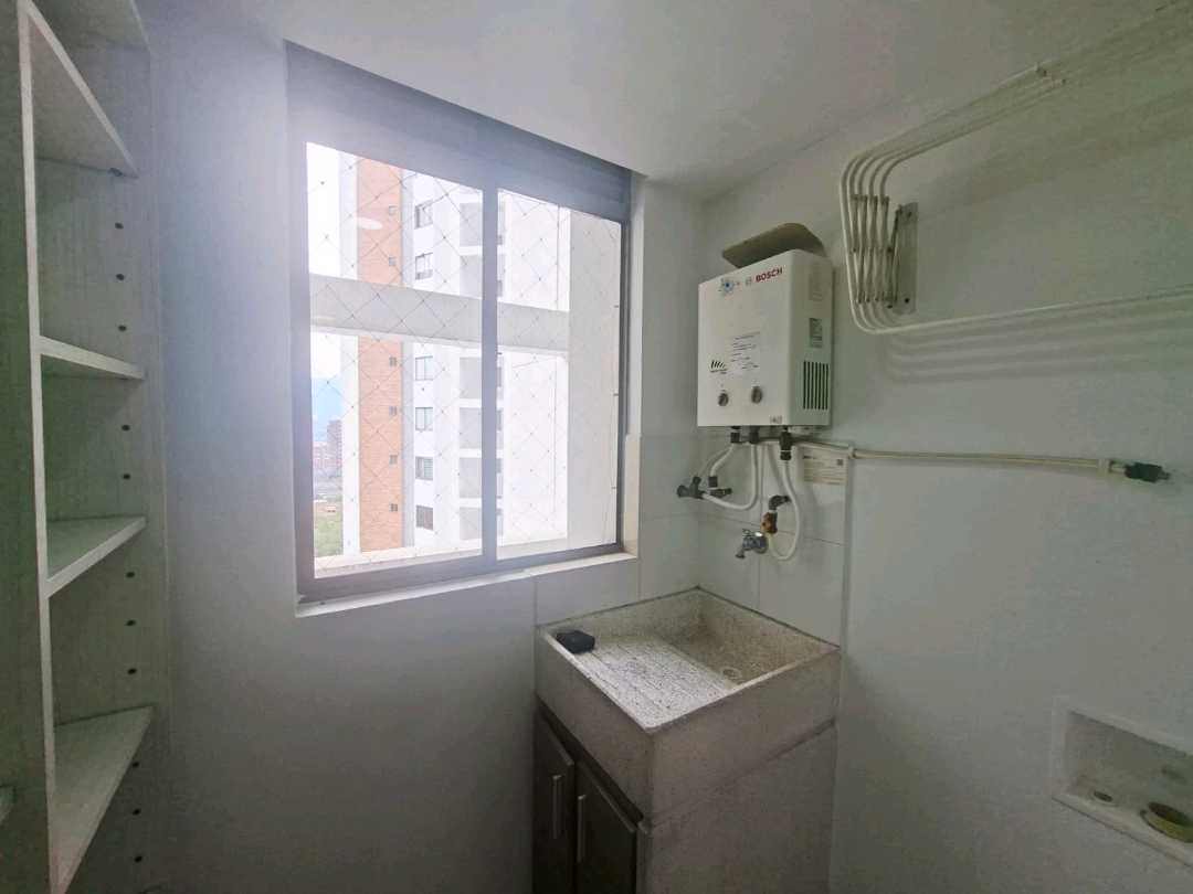 Apartamento en arriendo Poblado VC9