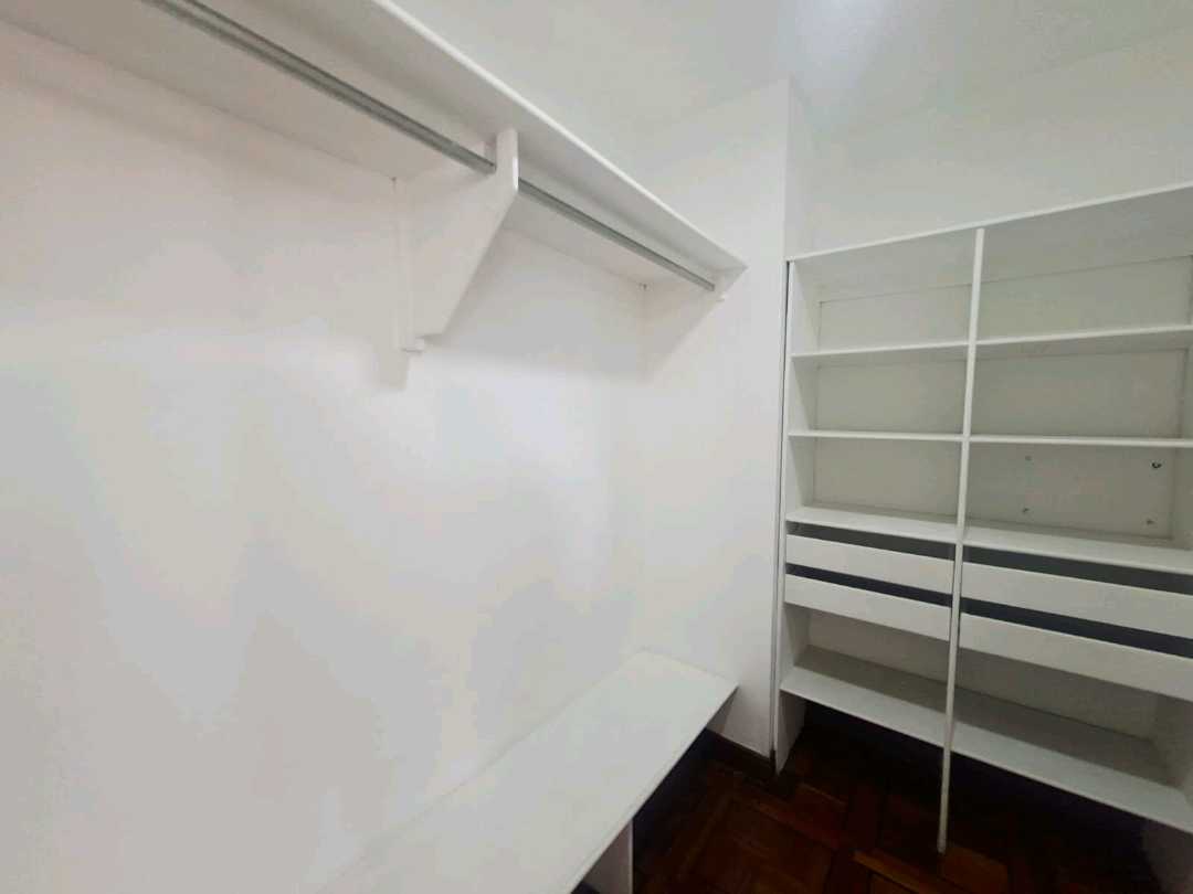 Apartamento en arriendo Poblado Los Parra