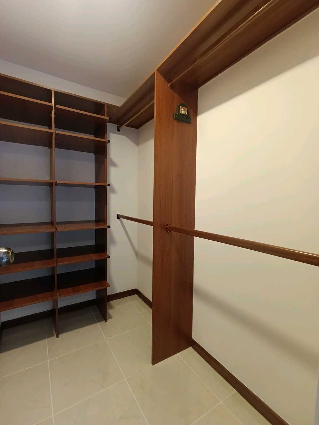 Apartamento en arriendo Poblado Santa Maria de los Angeles