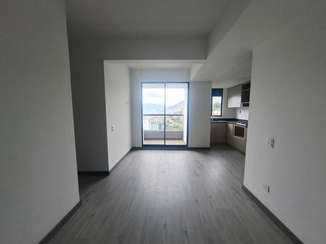 Apartamento en arriendo Poblado Palmas cerca al Country PC17