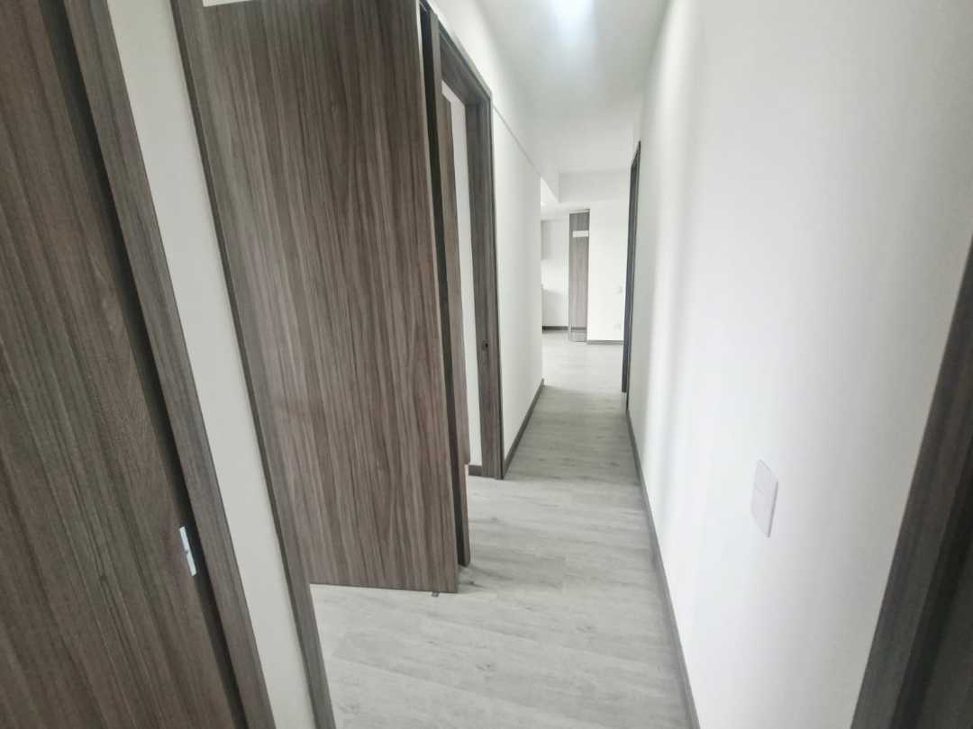 Apartamento en arriendo Poblado Palmas cerca al Country PC17