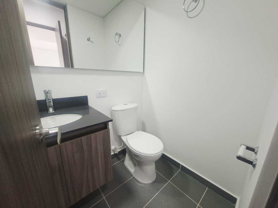 Apartamento en arriendo Poblado Palmas cerca al Country PC17