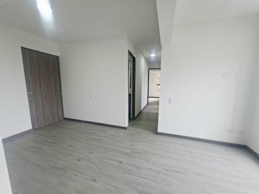 Apartamento en arriendo Poblado Palmas cerca al Country PC17