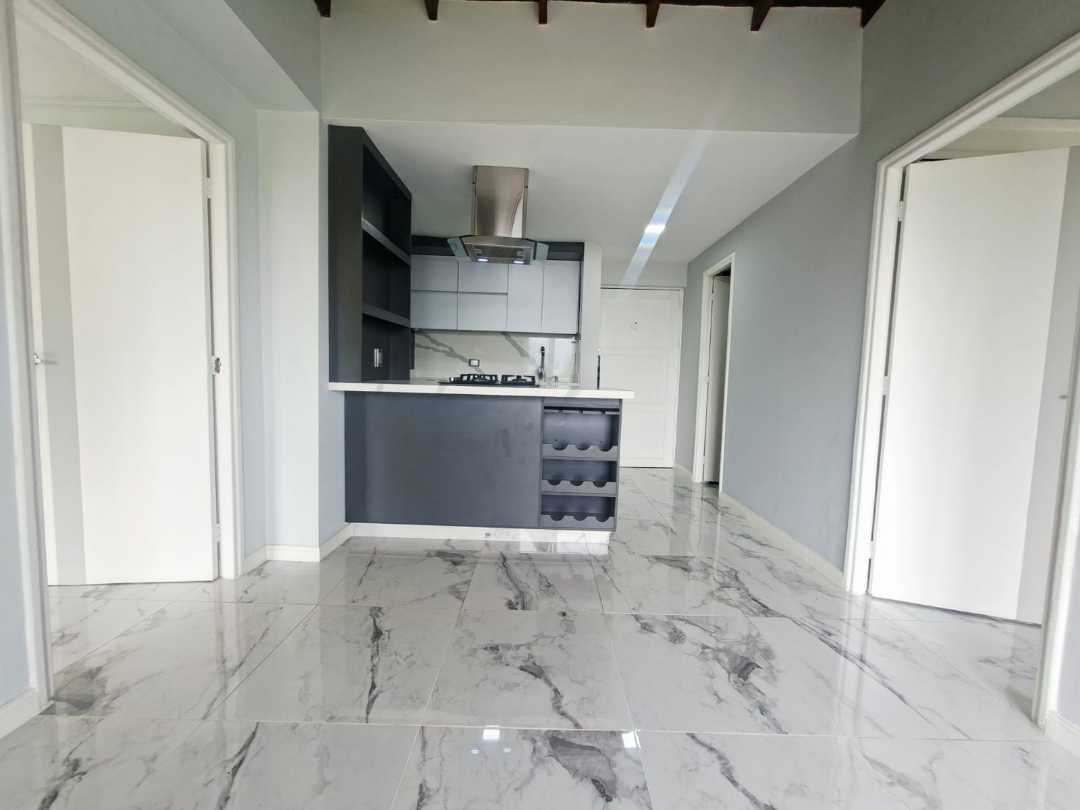 Apartamento en arriendo Poblado cerca al Tesoro AVS5