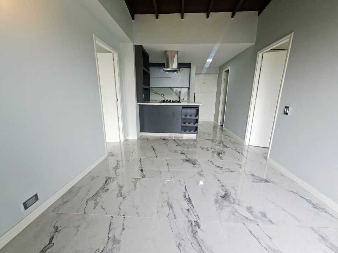Apartamento en arriendo Poblado cerca al Tesoro AVS5