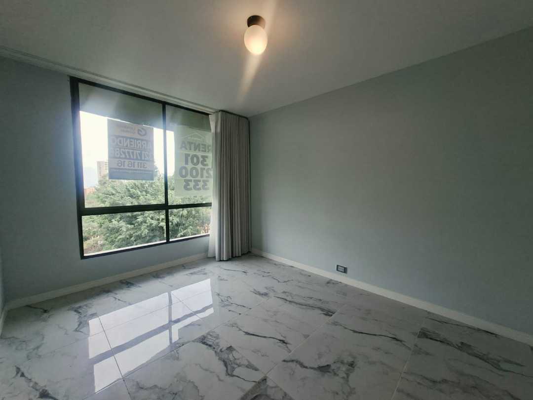 Apartamento en arriendo Poblado cerca al Tesoro AVS5