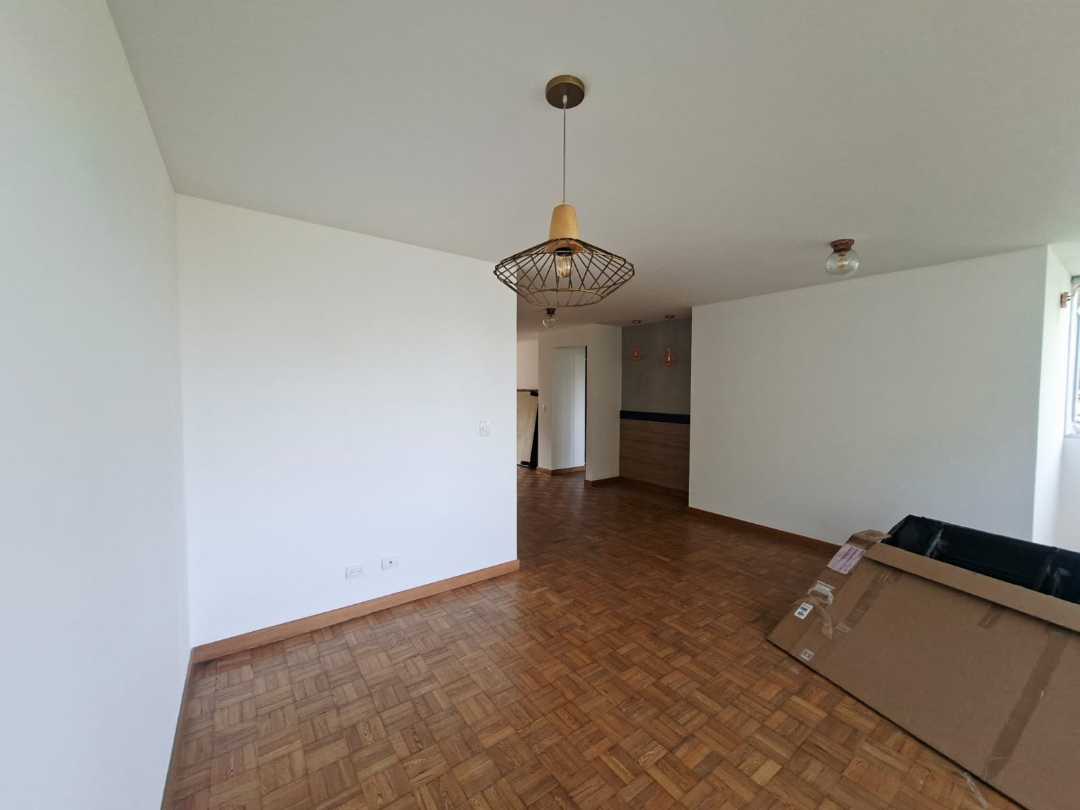Apartamento en arriendo Poblado muy cerca al Tesoro MLG3