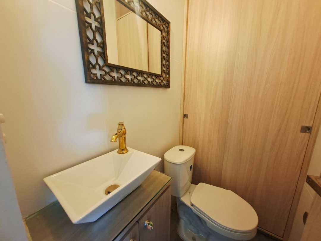 Apartamento en arriendo Poblado muy cerca al Tesoro MLG3