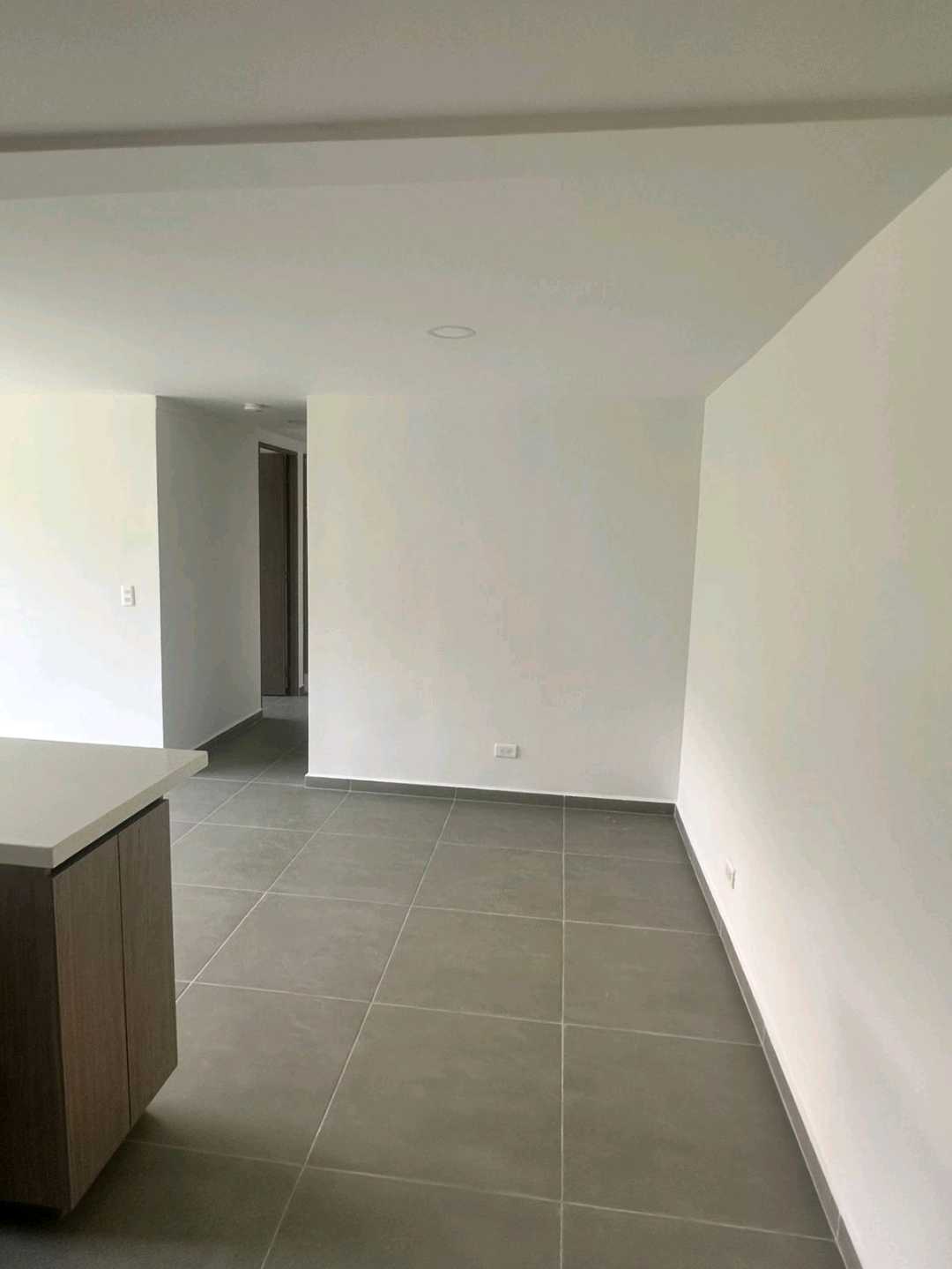 Apartamento en arriendo Sabaneta vista reserva AC4