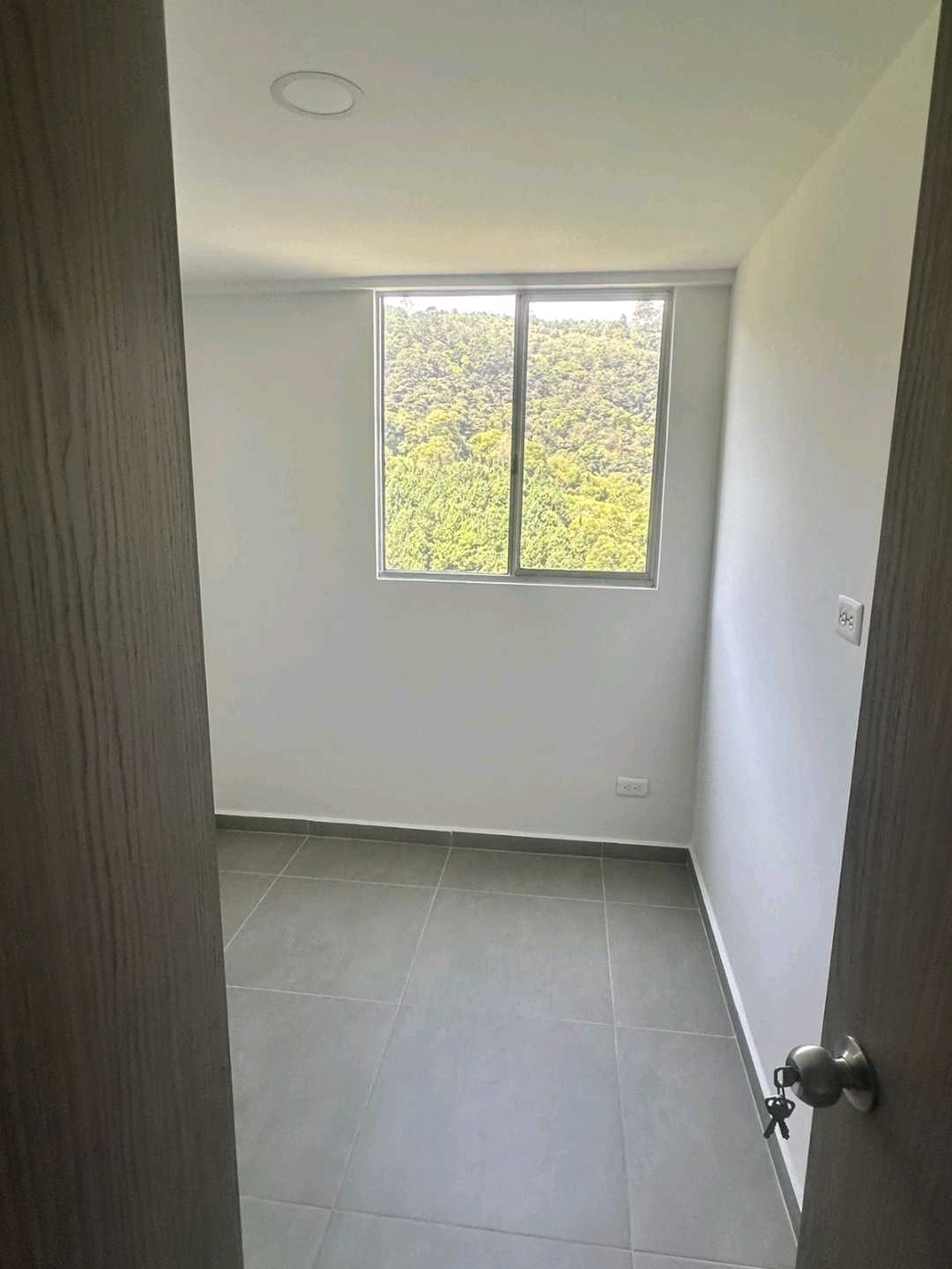 Apartamento en arriendo Sabaneta vista reserva AC4