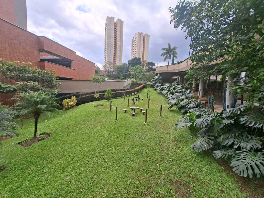 Apartamento en arriendo Sabaneta CM11