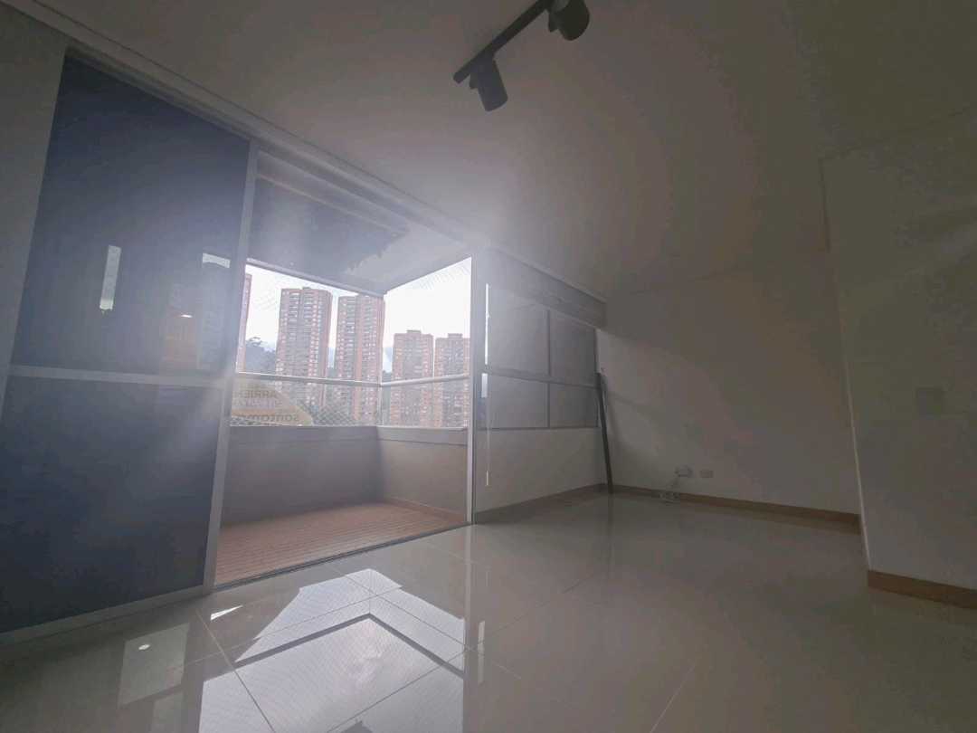 Apartamento en arriendo Sabaneta  CM10