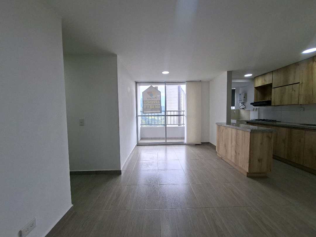 Apartamento en arriendo Sabaneta San José MZ99
