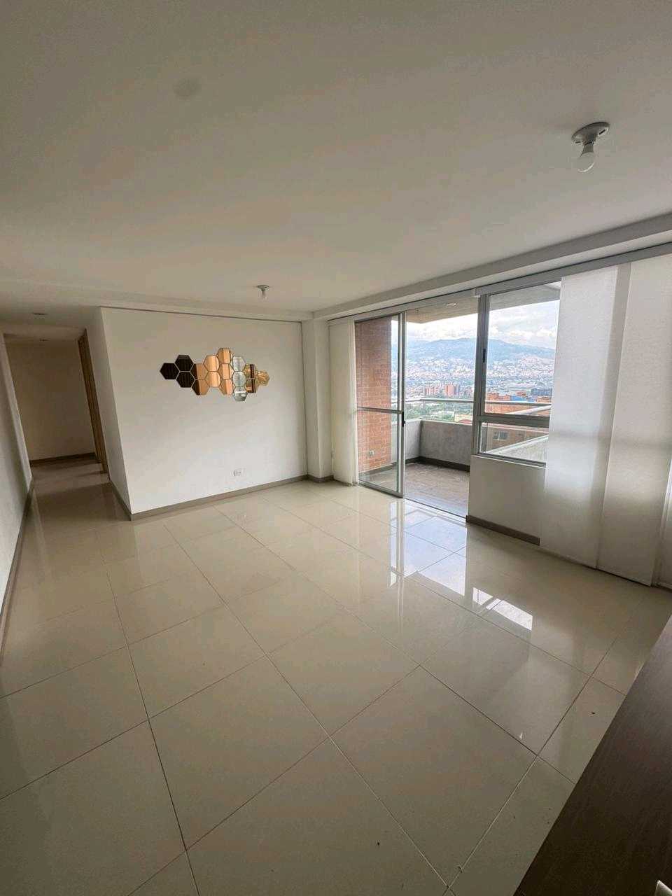 Apartamento en arriendo  Aguacatala