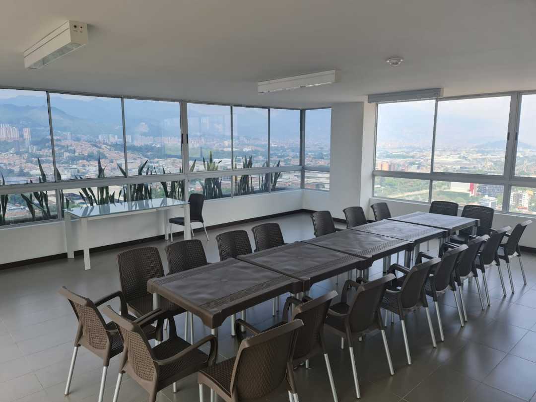 Apartamento en arriendo y amoblado Santa María de los Angeles