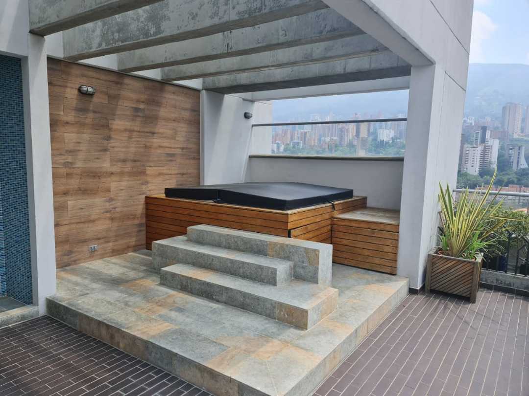 Apartamento en arriendo y amoblado Santa María de los Angeles