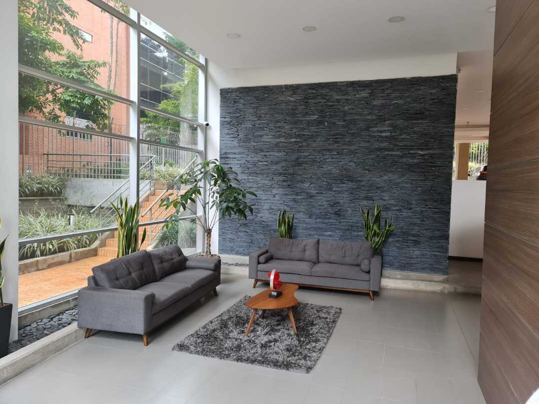 Apartamento en arriendo y amoblado Santa María de los Angeles