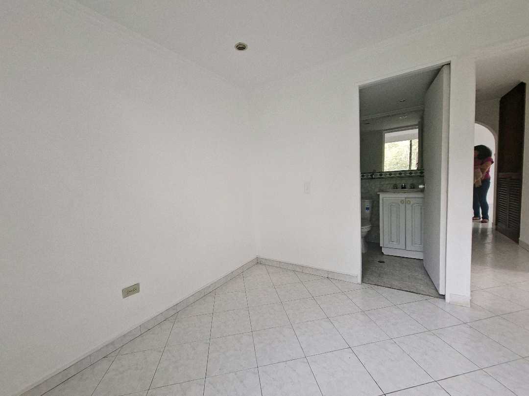 Apartamento en arriendo Zuñiga