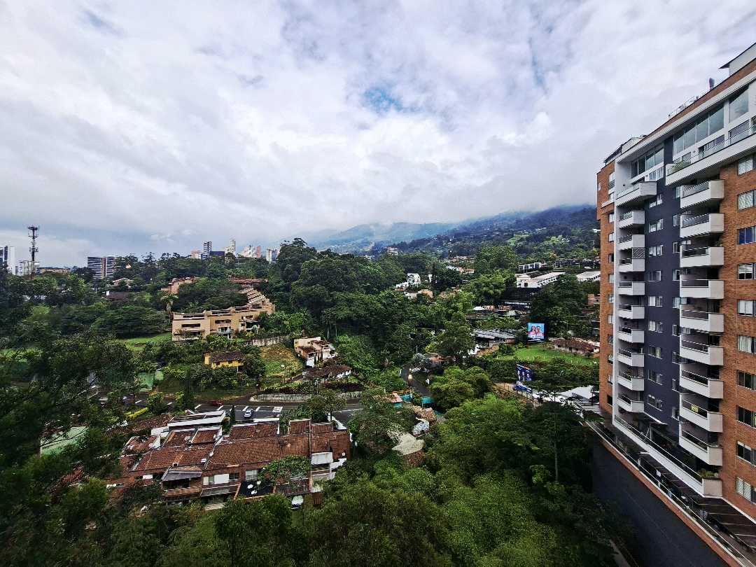 Apartamento en arriendo Envigado parte alta