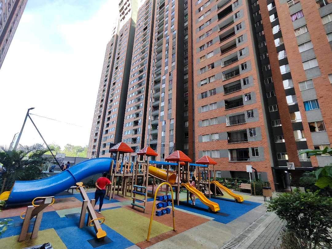 Foto 2 de Apartamento En Bello la vida es Bella