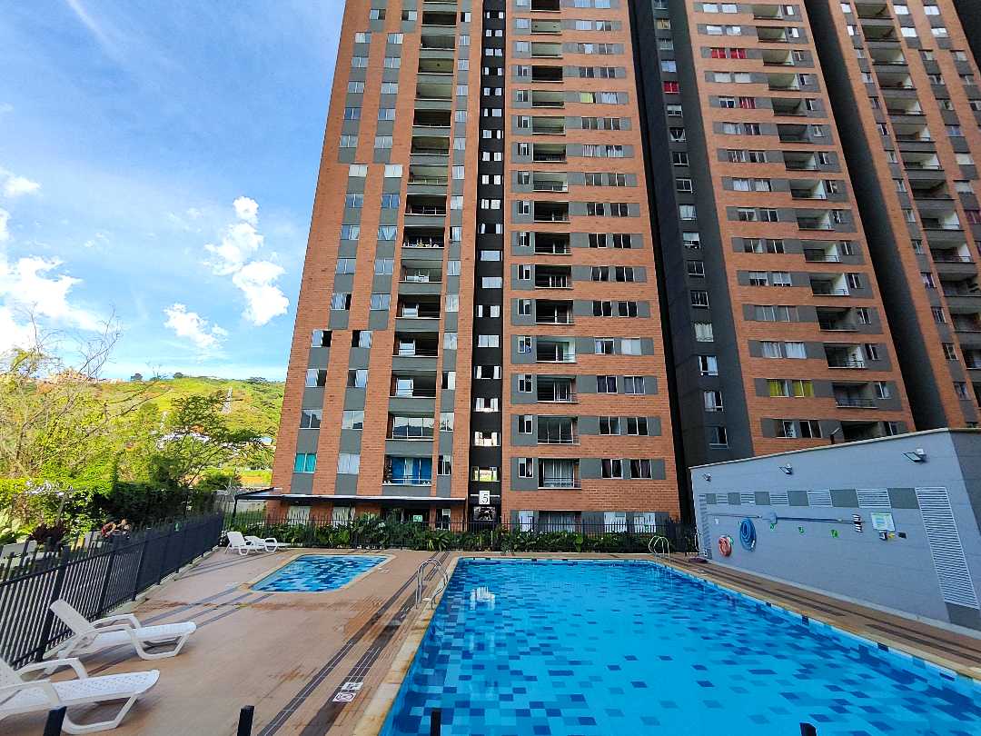 Apartamento en La Vida Es Bella, Bello, Antioquia