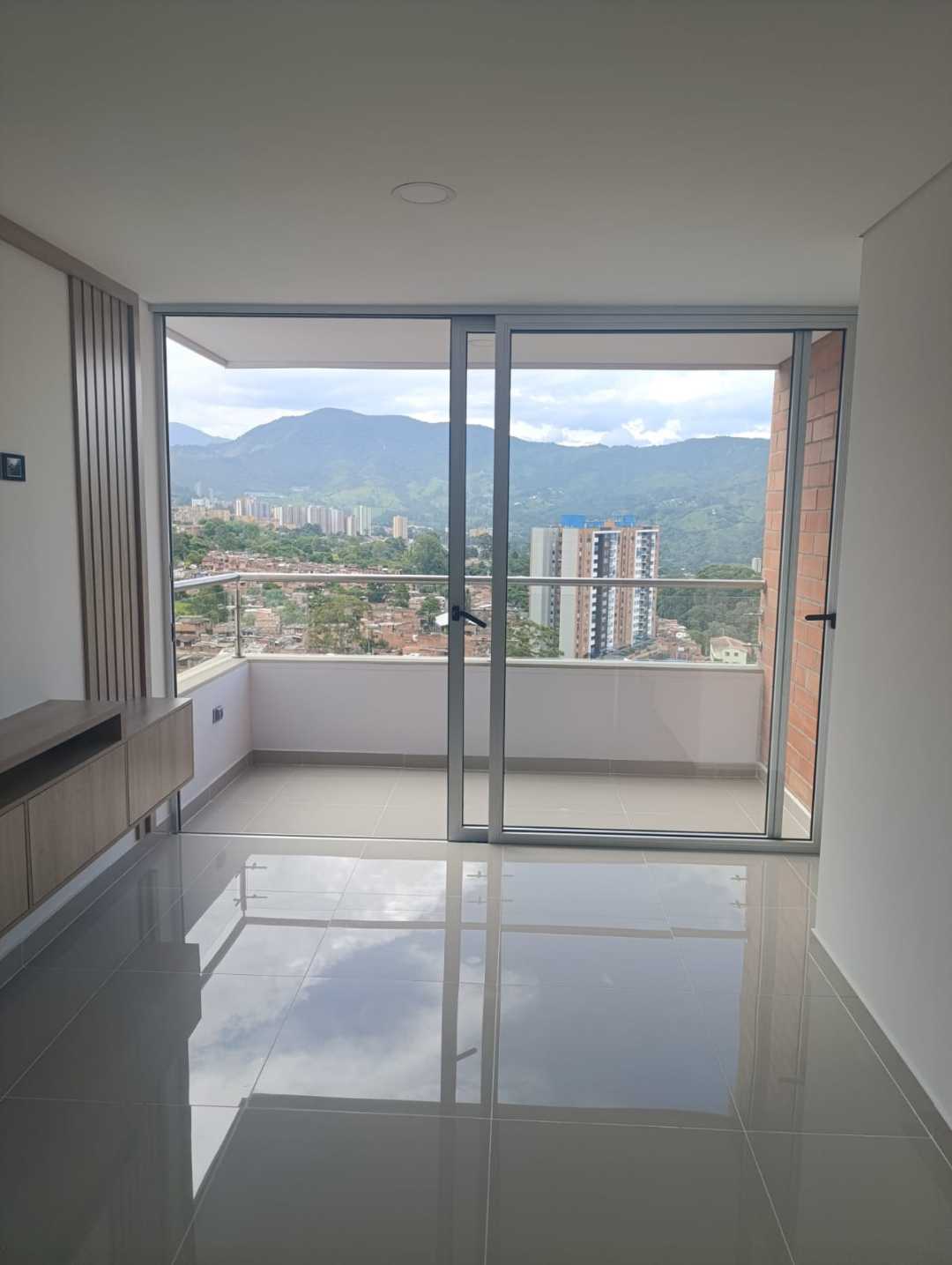 Apartamento en venta — APARTAMENTO EN LA ESTRELLA PARA ESTRENAR