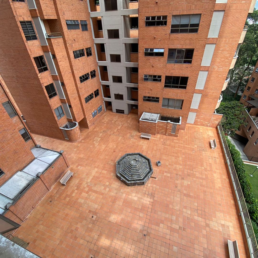 Miniatura 23