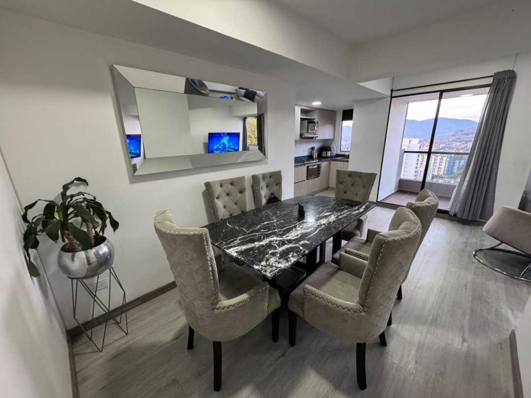 APARTAMENTO EN RENTA EN PALMAS - POBLADO — foto 5 de 29