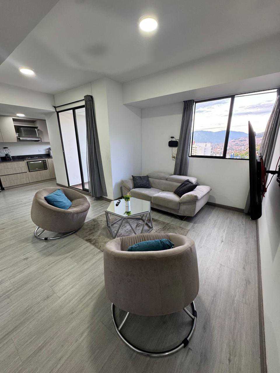 APARTAMENTO AMOBLADO EN RENTA EN PALMAS - POBLADO — foto 5 de 26