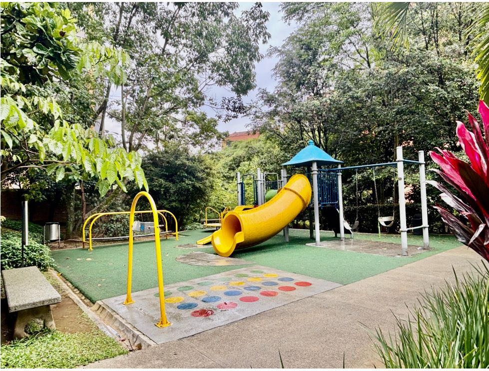APARTAMENTO EN URBANIZACION  EL POBLADO -CASTROPOL- MEDELLIN🍀