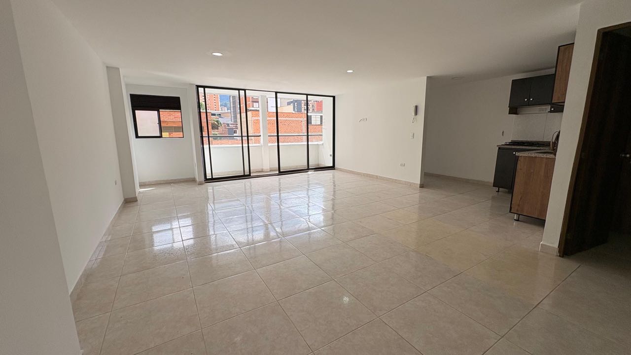 Apartamento en venta a una cuadra del parque de Sabaneta