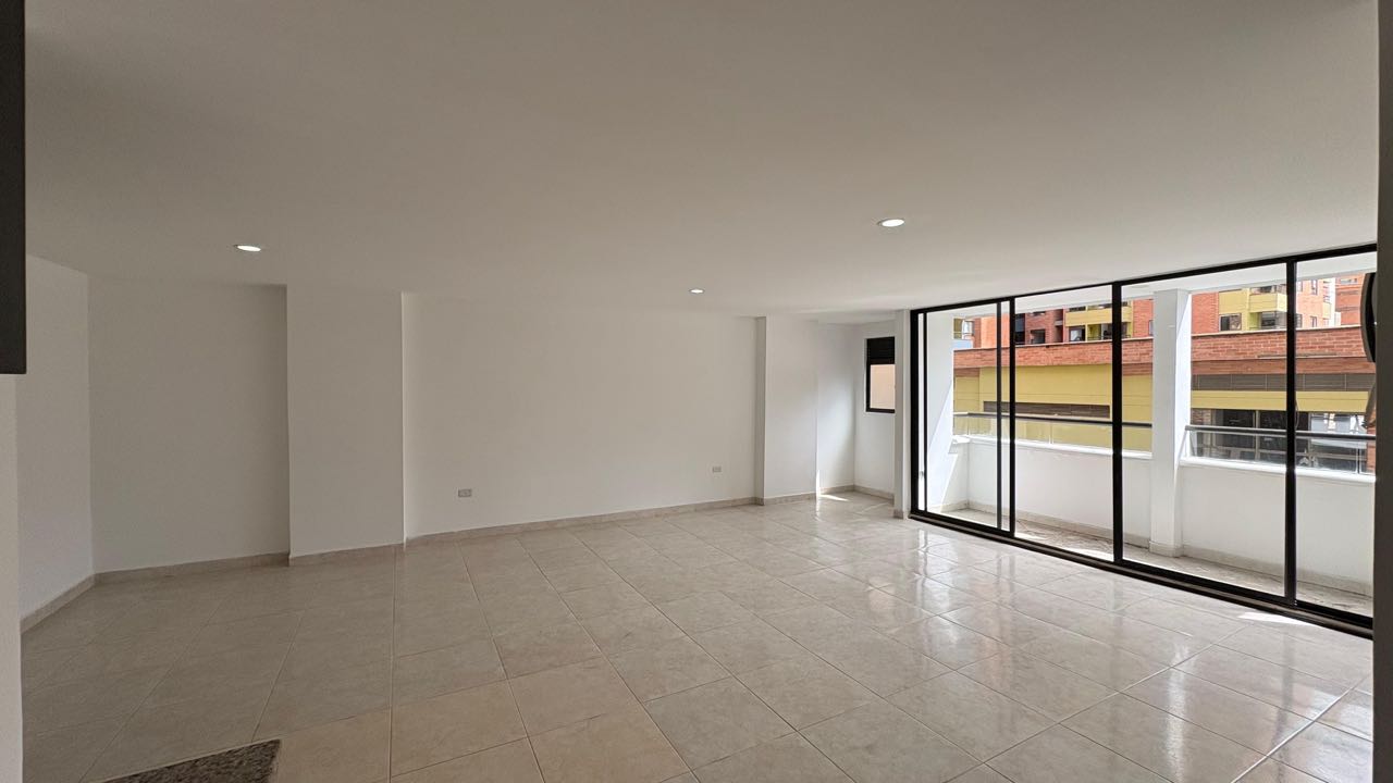Apartamento en venta a una cuadra del parque de Sabaneta