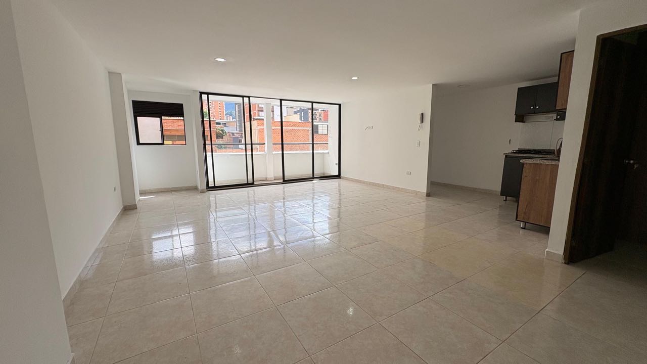 Apartamento en venta a una cuadra del parque de Sabaneta