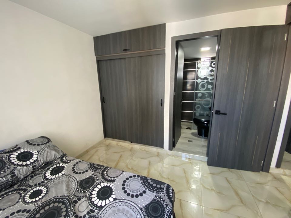 APARTAMENTO EN VENTA AL NORTE CALI VILLA DEL PRADO C.R.GRAN VIA