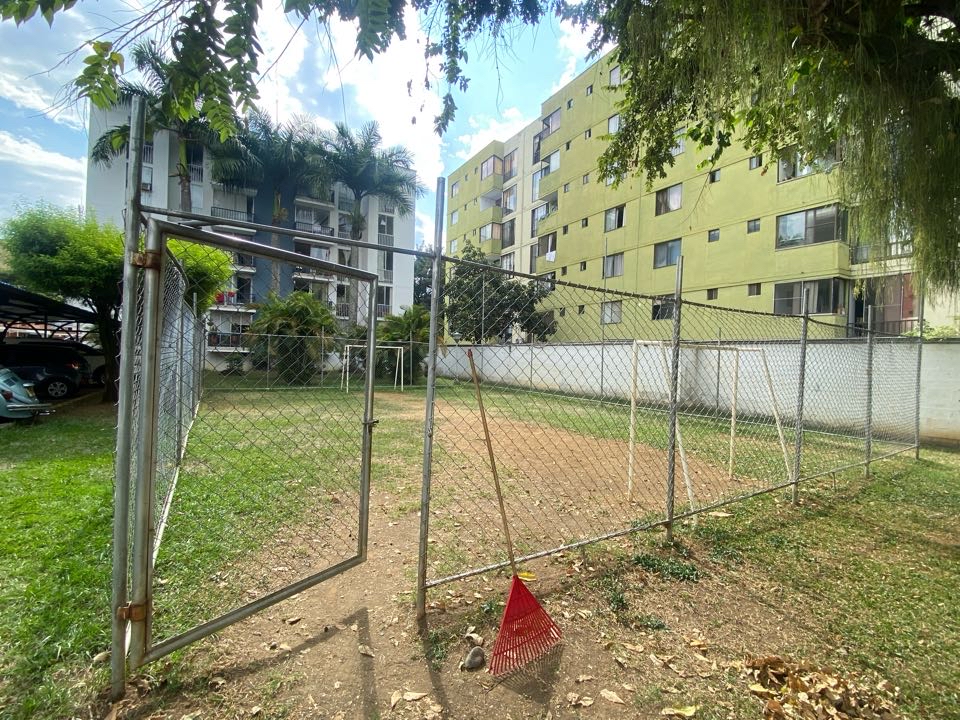 APARTAMENTO EN VENTA AL SUR CALI MELENDEZ CR SEMILLEROS I