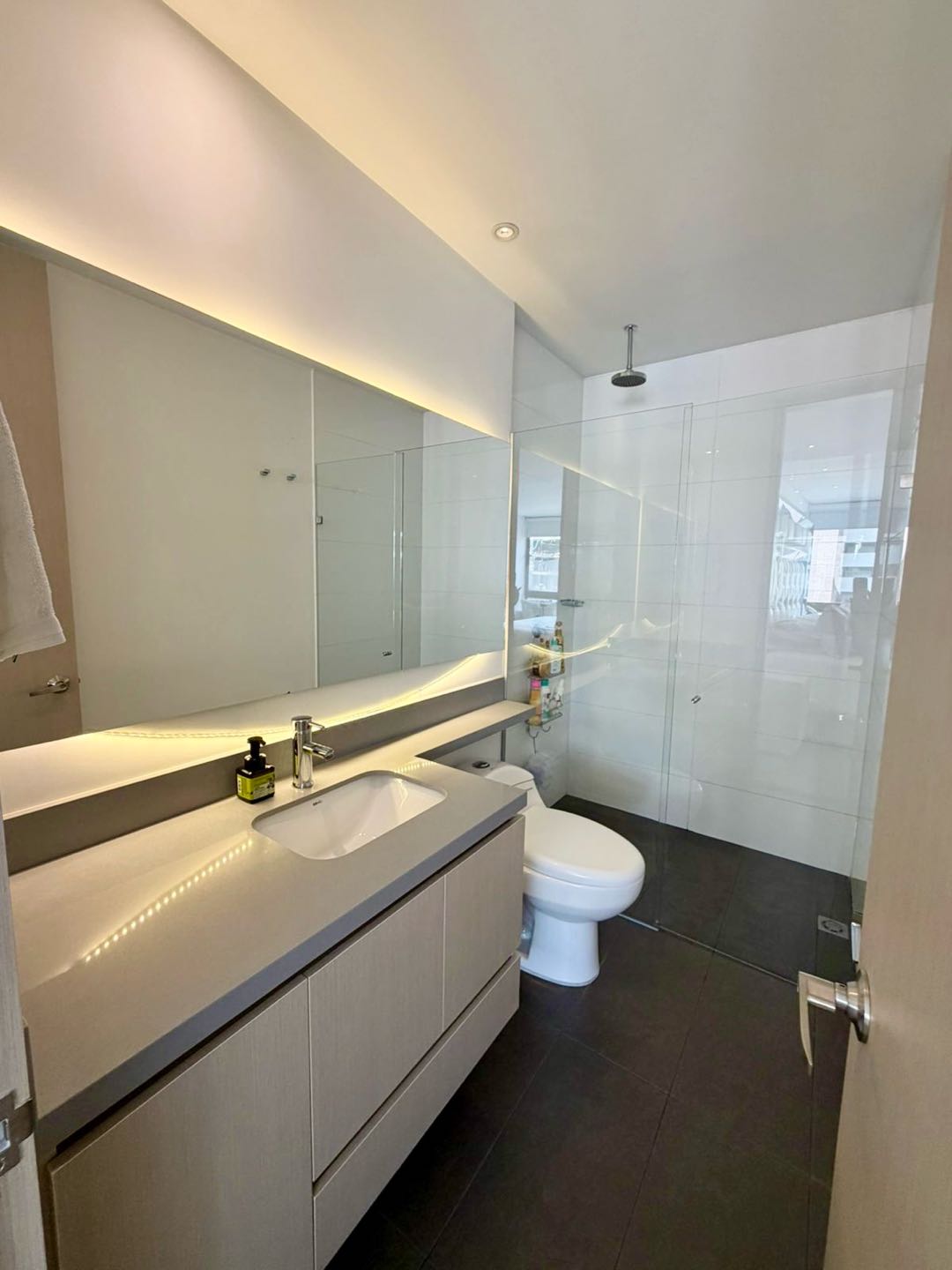 Apartamento en Venta Altos de El Poblado - Medellín