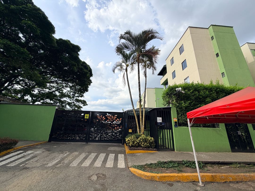 APARTAMENTO EN VENTA  CALI SUR LAS GRANJAS  CR ALTOS MACARENA 2