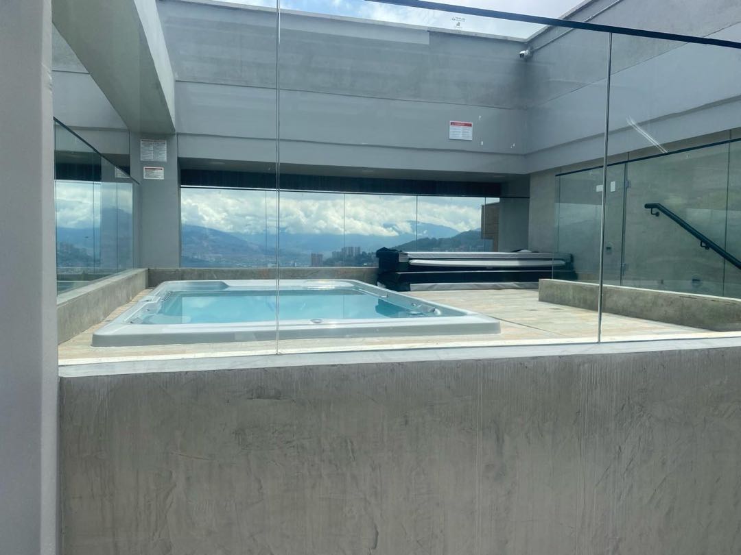 Apartamento en Venta con licencia rentas cortas, Poblado - Medellín