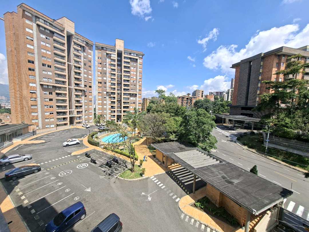 Apartamento en venta Cumbres