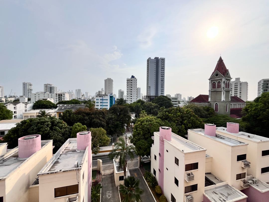 Proyecto internacional - Skyline Residences