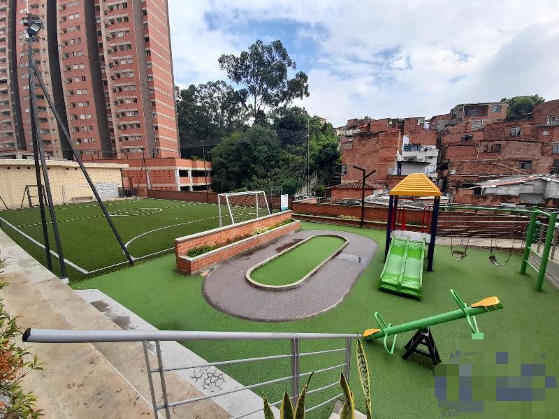 Miniatura 18