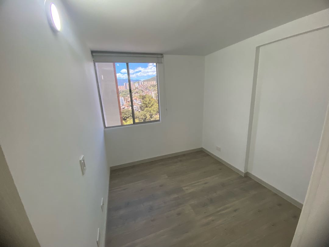 Apartamento en venta en la Loma de los Bernal