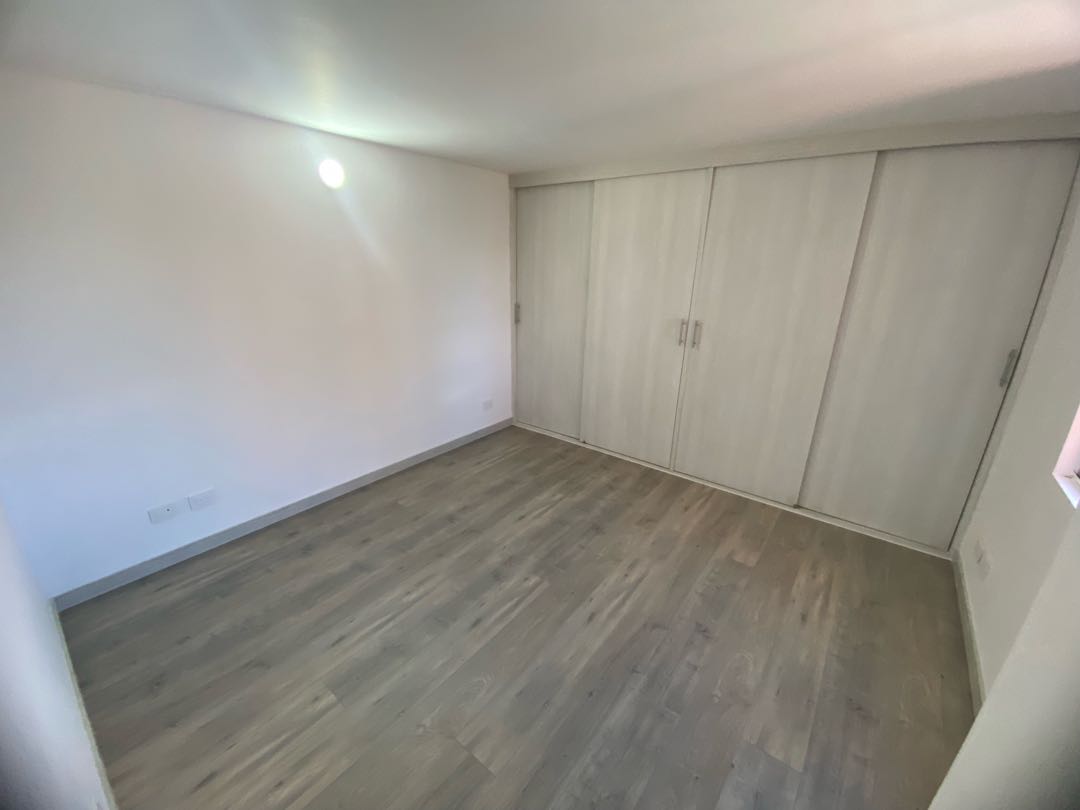 Apartamento en venta en la Loma de los Bernal