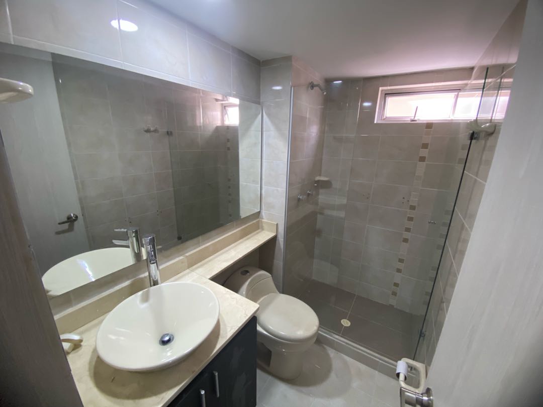 Apartamento en venta en la Loma de los Bernal
